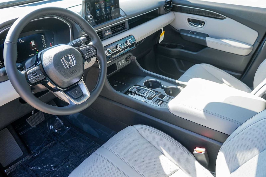 New 2025 Honda Pilot Elite SUV