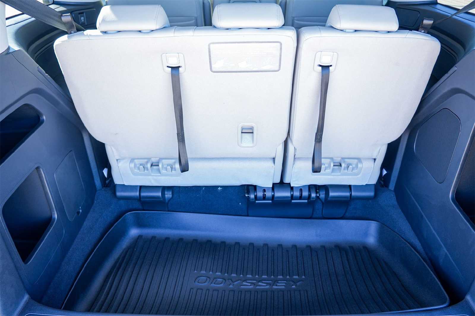 Thumbnail: 2026 Honda Odyssey - 19