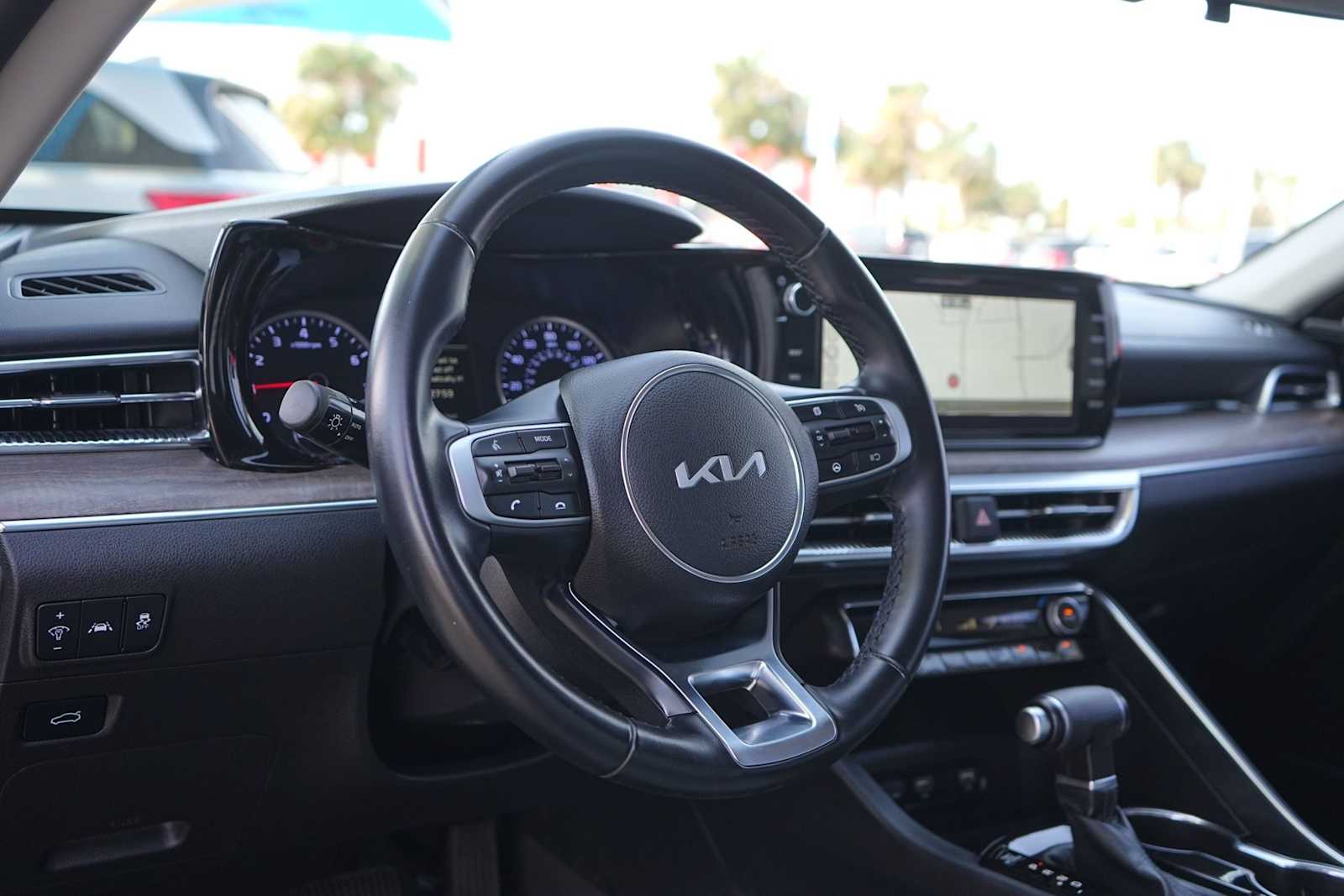 Thumbnail: 2023 Kia K5 - 2