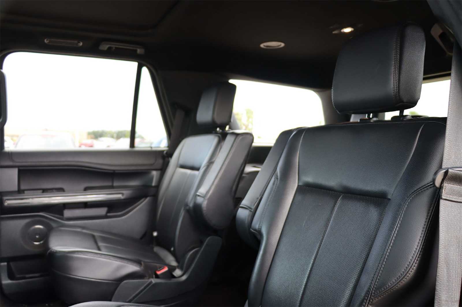 Thumbnail: 2021 Ford Expedition - 14