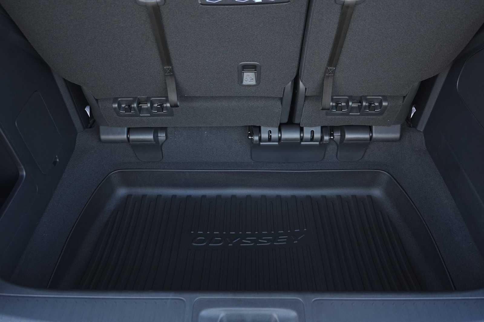 Thumbnail: 2026 Honda Odyssey - 19