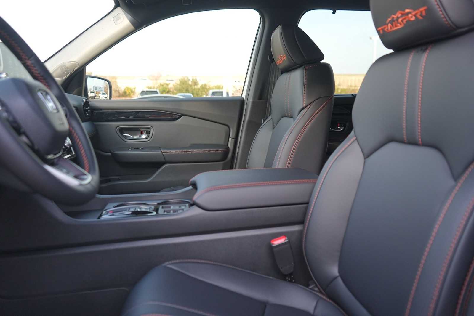 Thumbnail: 2025 Honda Pilot - 11