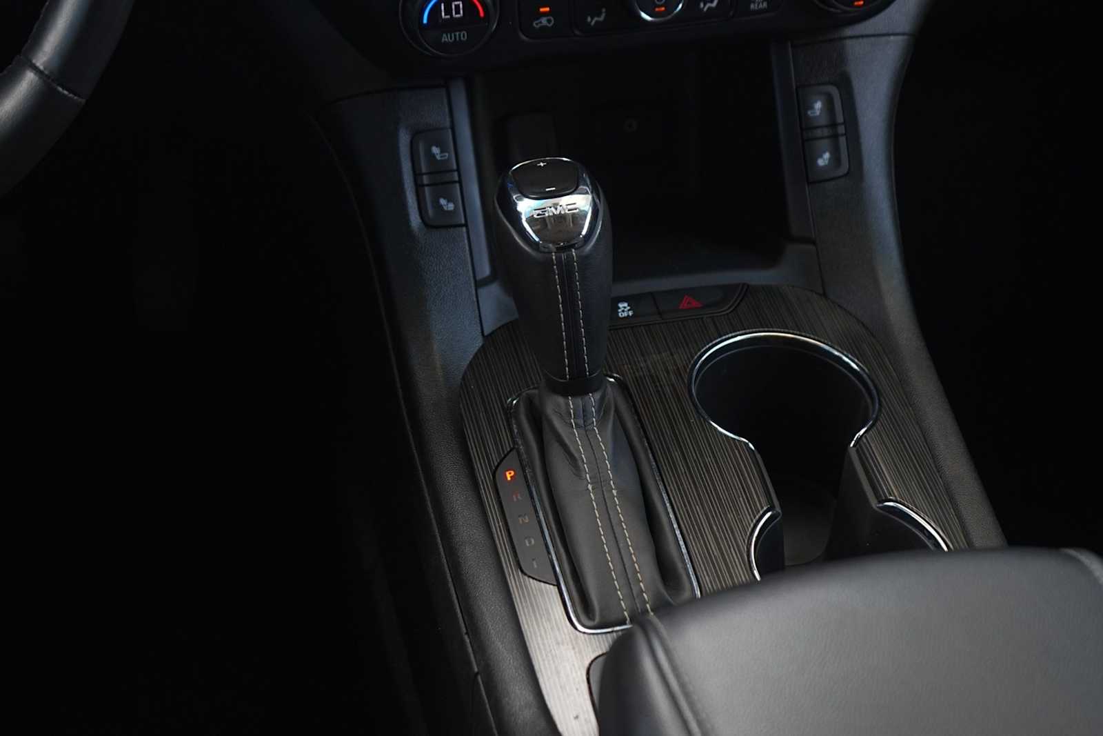 Thumbnail: 2019 GMC Acadia - 20