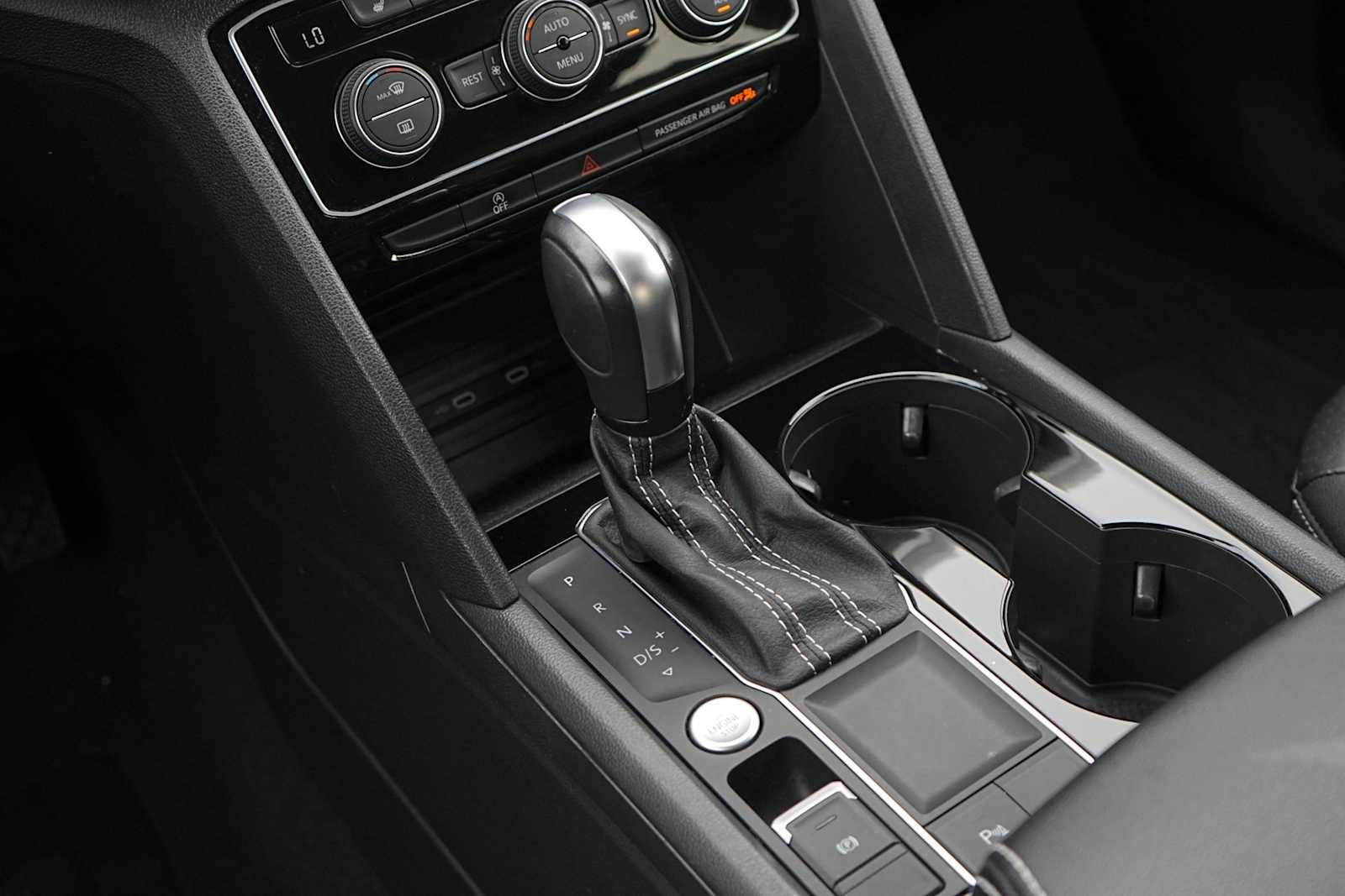 Thumbnail: 2023 Volkswagen Atlas - 20