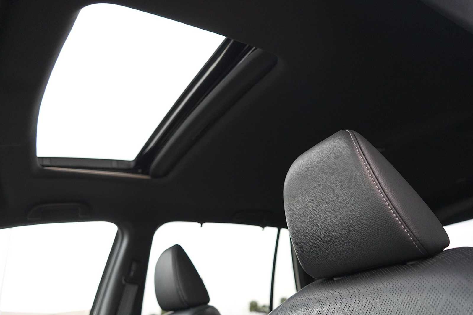 Thumbnail: 2019 Honda Passport - 24