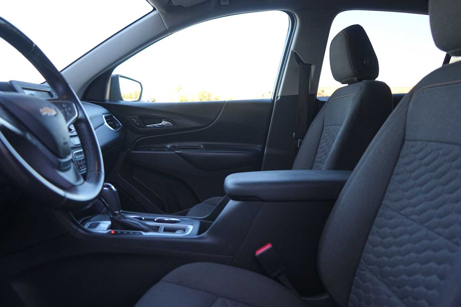 Thumbnail: 2018 Chevrolet Equinox - 11