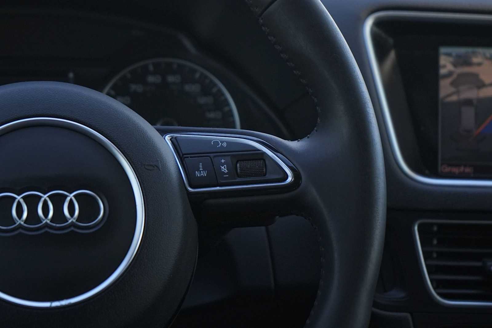 Thumbnail: 2013 Audi Q5 - 18