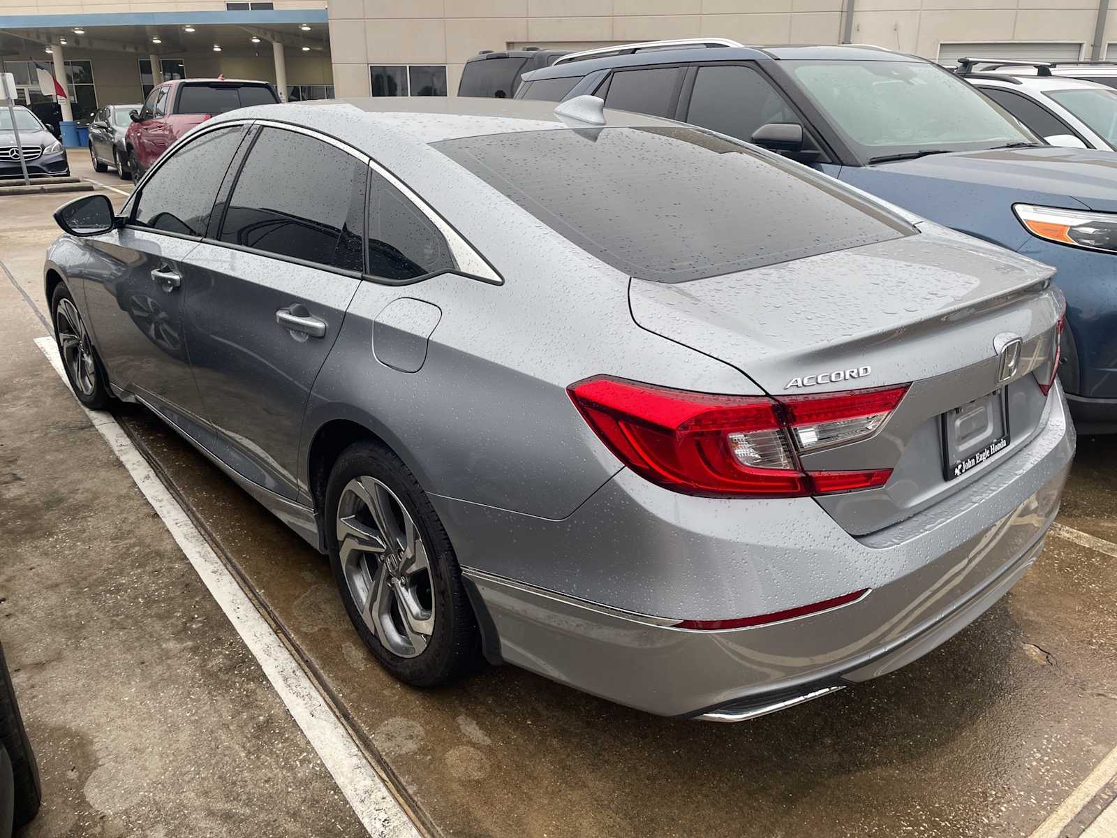 2019 Honda Accord EX photo 2