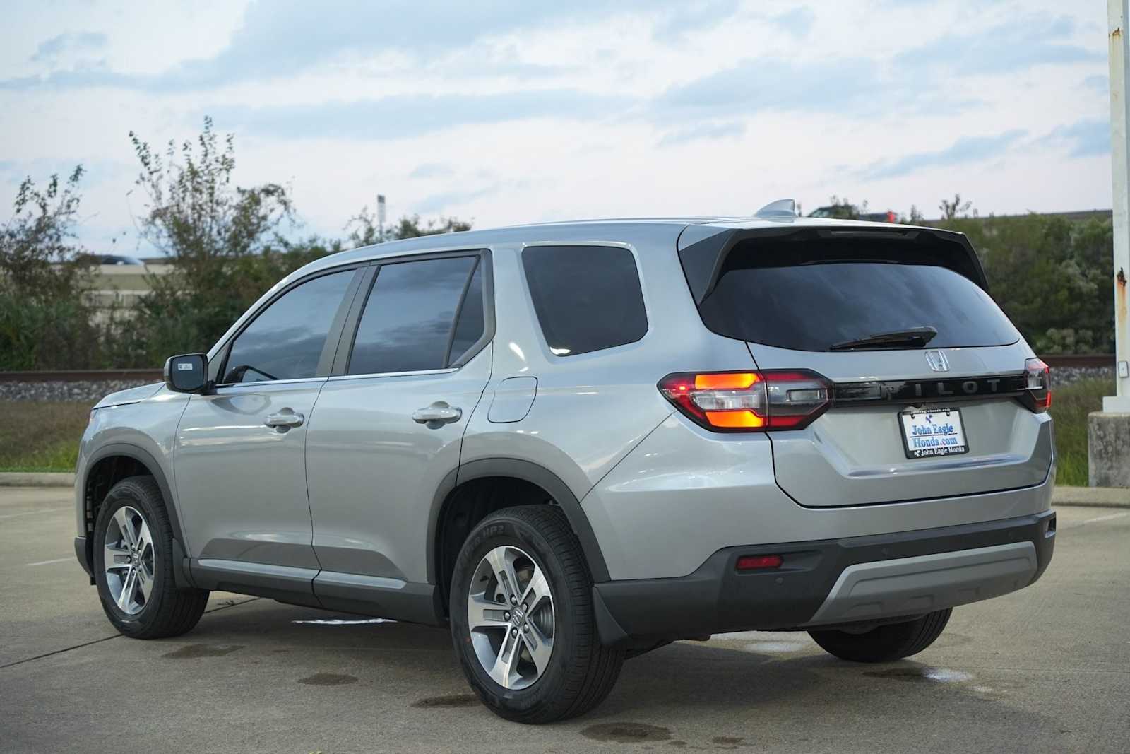 Thumbnail: 2025 Honda Pilot - 4