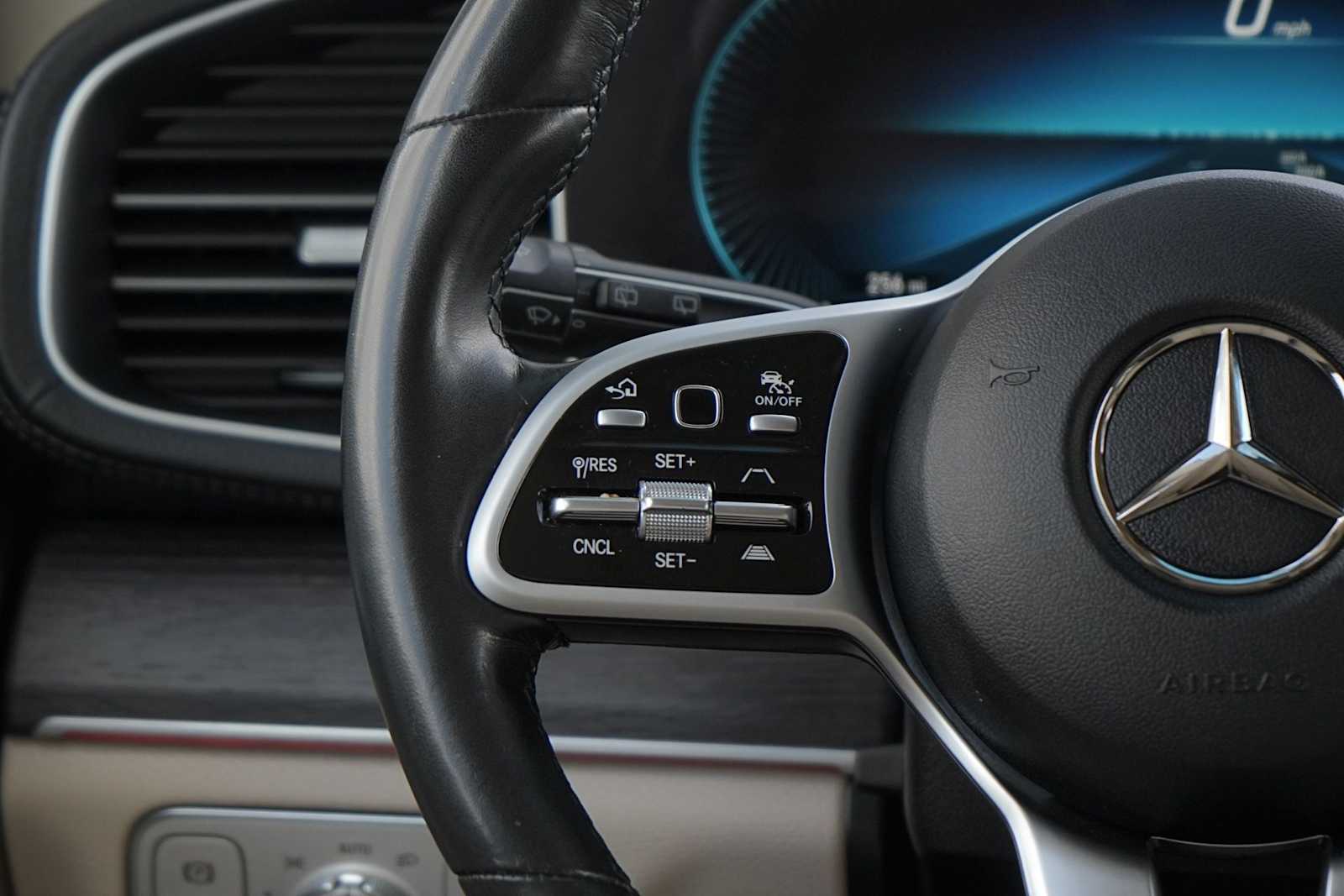 Thumbnail: 2021 Mercedes-Benz GLS - 18