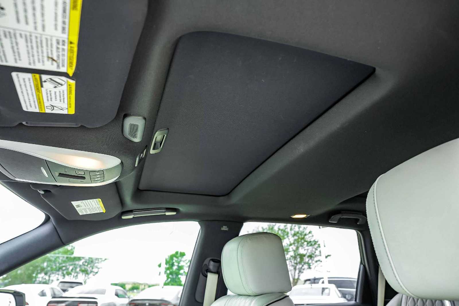 Thumbnail: 2019 INFINITI QX60 - 14