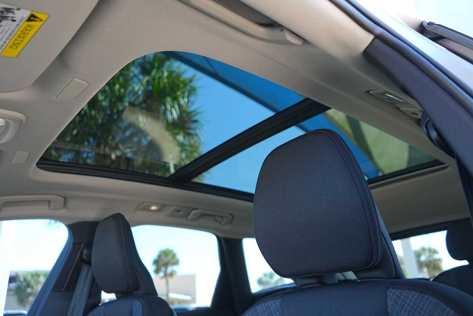 Thumbnail: 2024 Volvo XC60 - 24