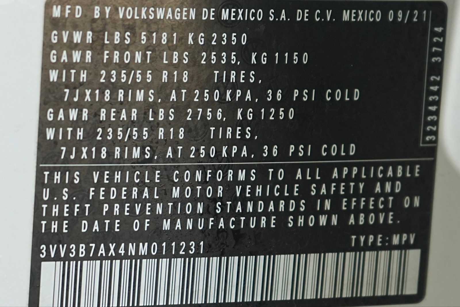 Thumbnail: 2022 Volkswagen Tiguan - 30