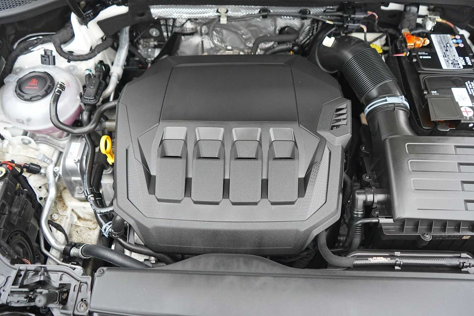 Thumbnail: 2023 Audi Q3 - 9