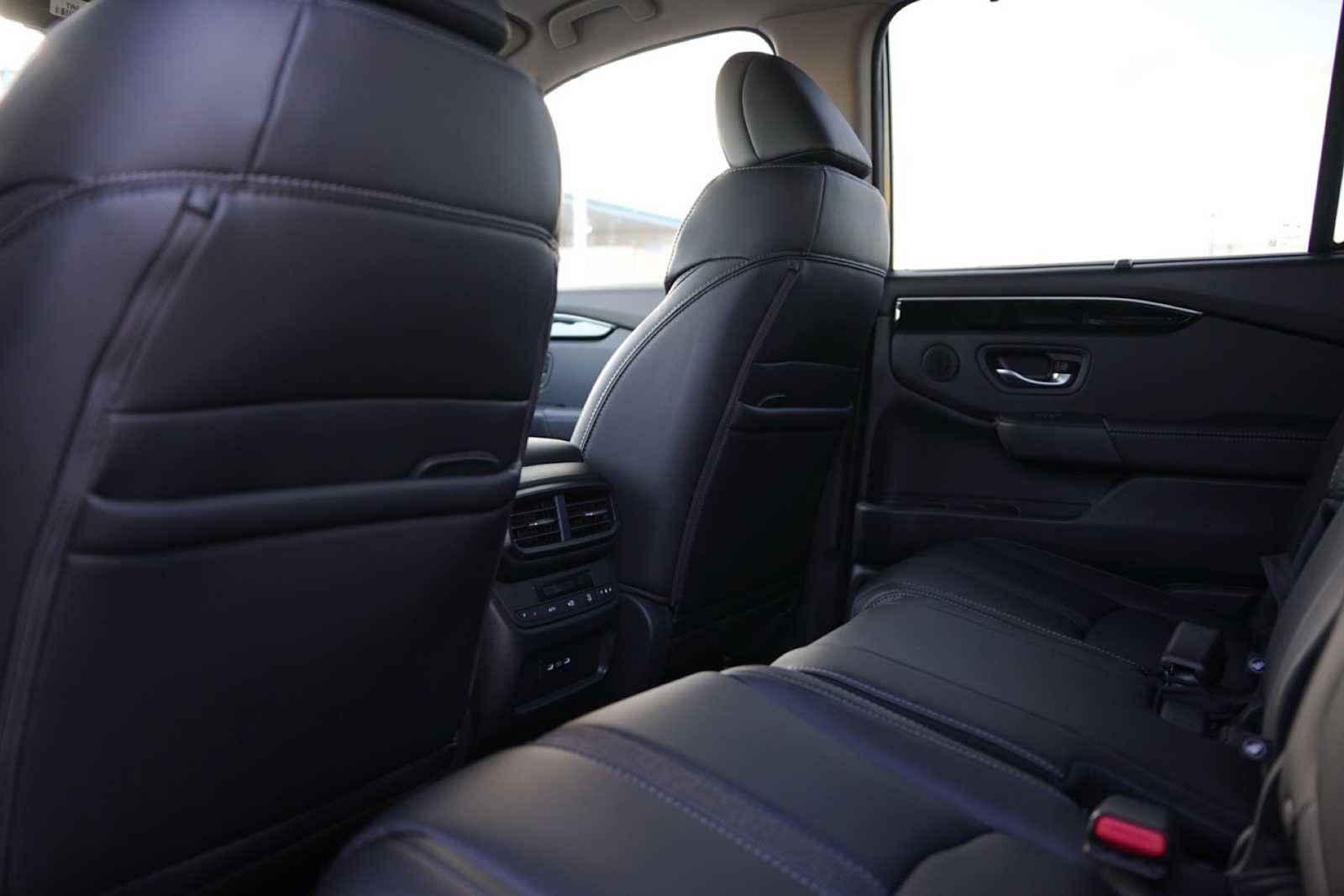 Thumbnail: 2025 Honda Pilot - 12