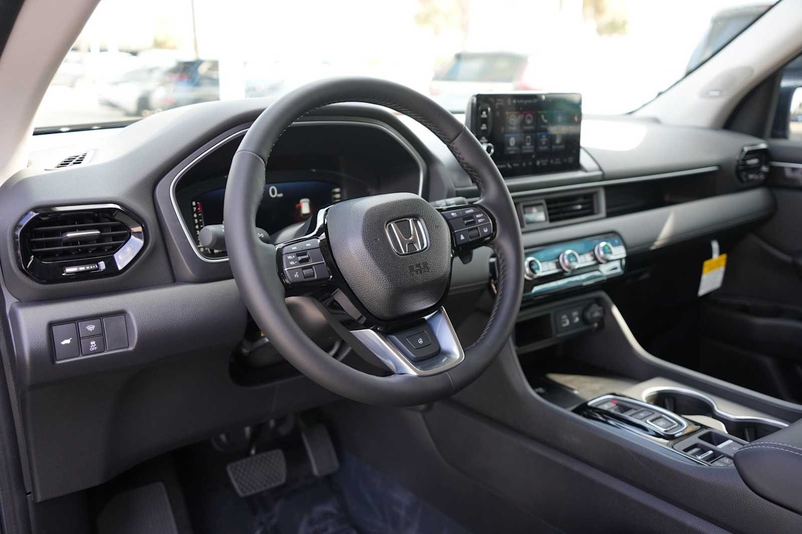 Thumbnail: 2025 Honda Pilot - 2