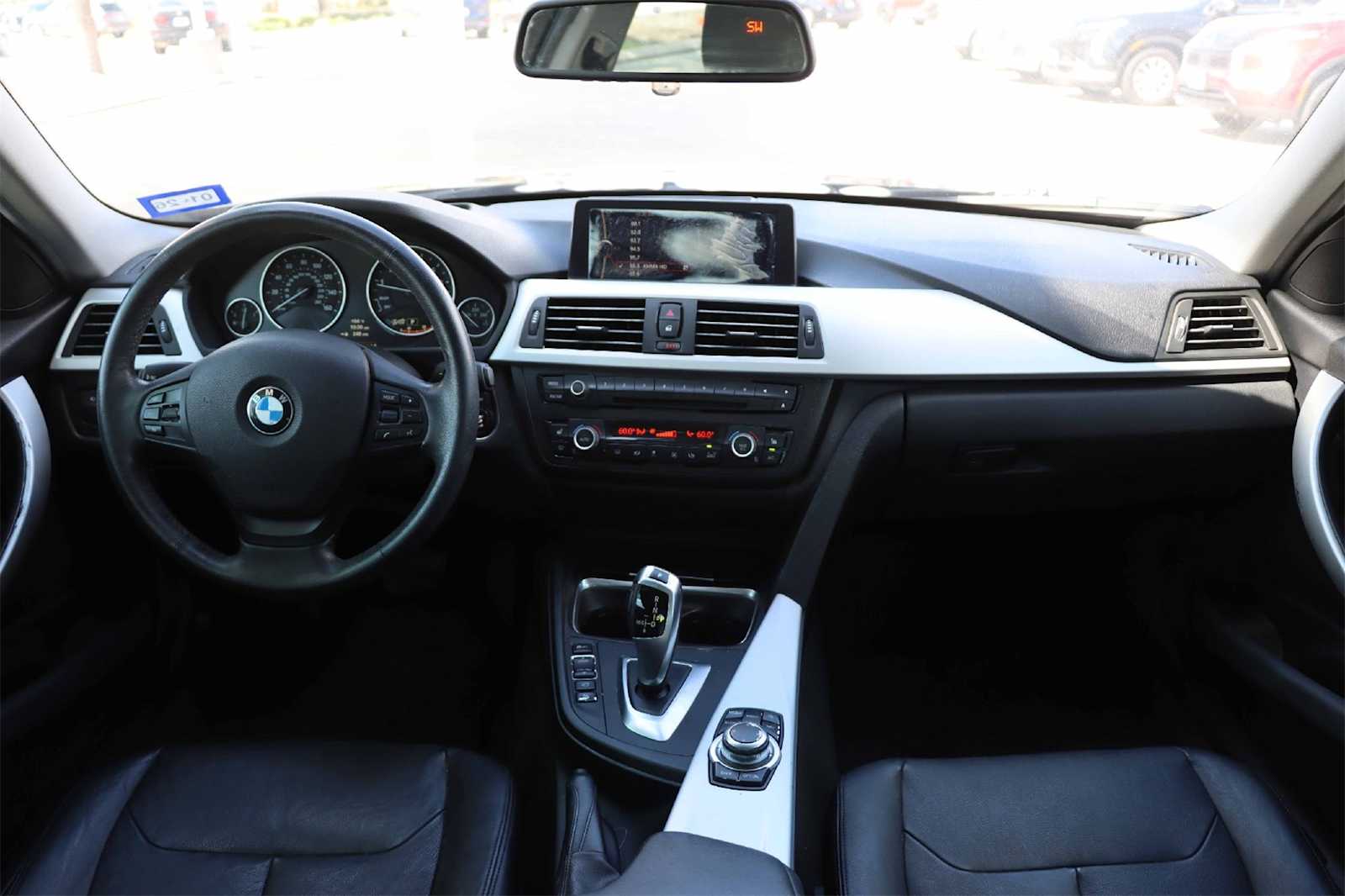 Thumbnail: 2013 BMW 3 Series - 9