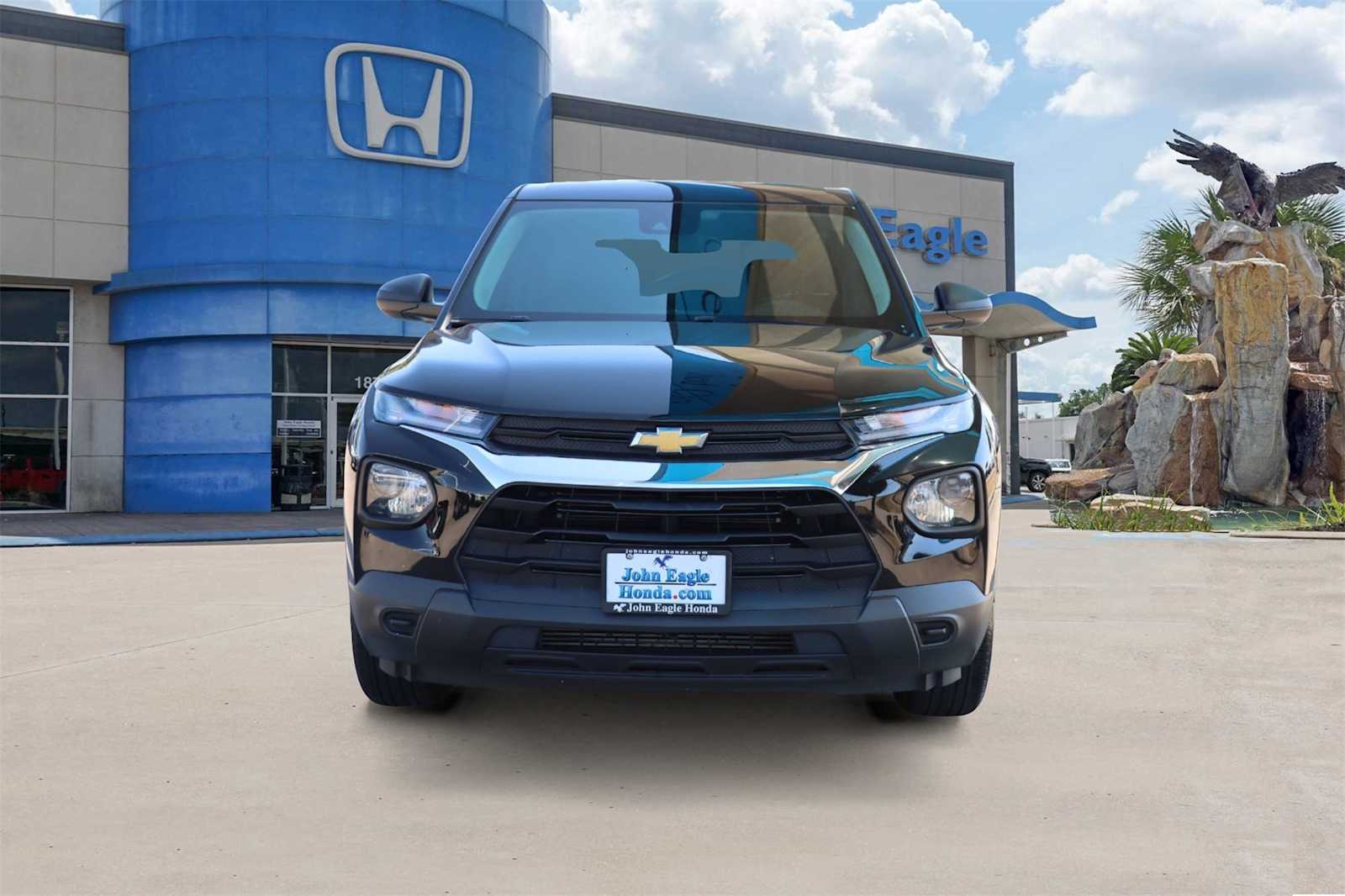 Thumbnail: 2023 Chevrolet TrailBlazer - 6
