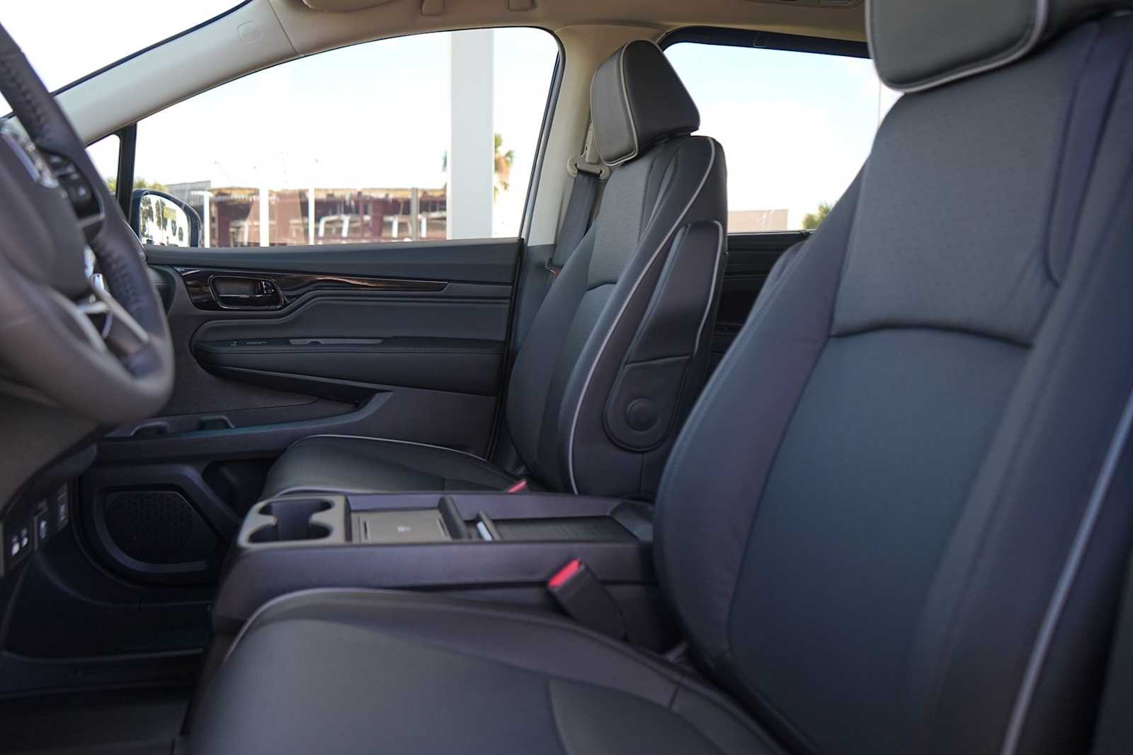 Thumbnail: 2026 Honda Odyssey - 11