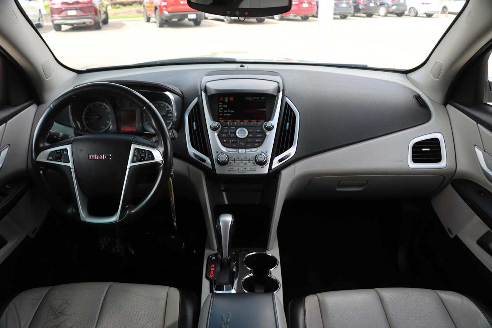 Thumbnail: 2010 GMC Terrain - 10