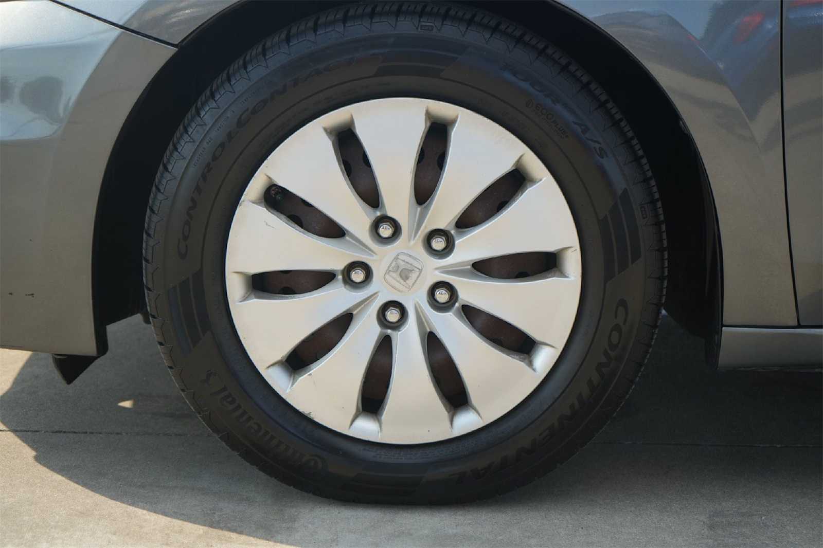 Thumbnail: 2011 Honda Accord - 8