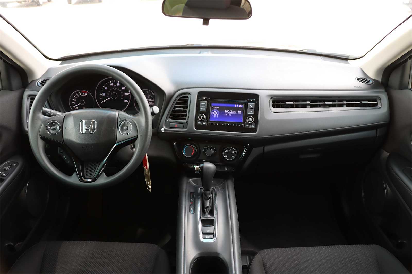 Thumbnail: 2016 Honda HR-V - 9