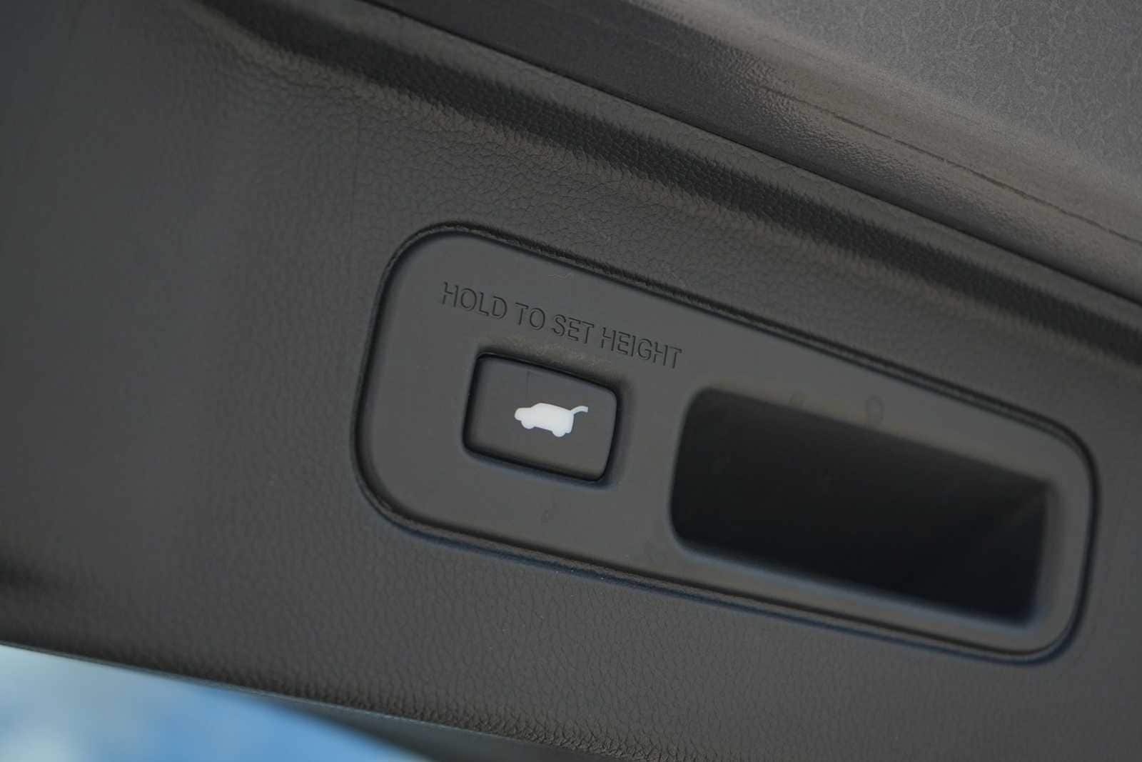 Thumbnail: 2023 Honda Pilot - 26