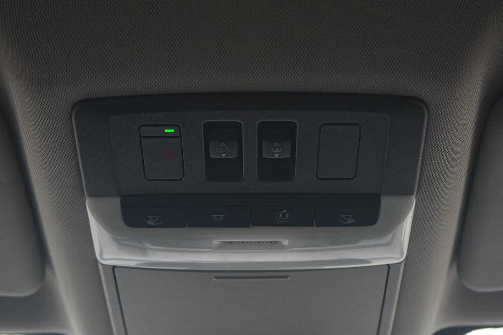 Thumbnail: 2023 Nissan Rogue - 23