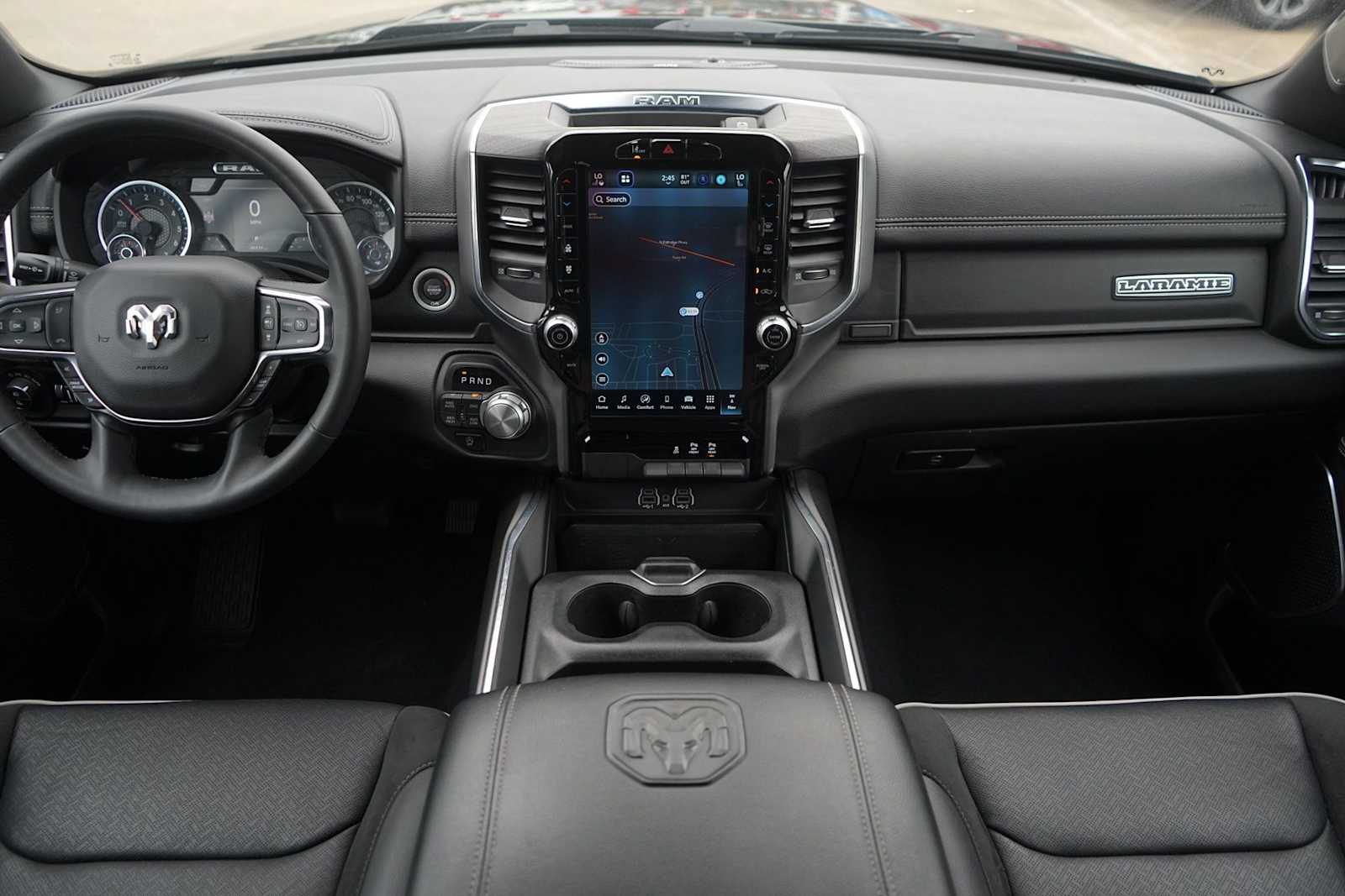 Thumbnail: 2025 RAM 1500 - 10