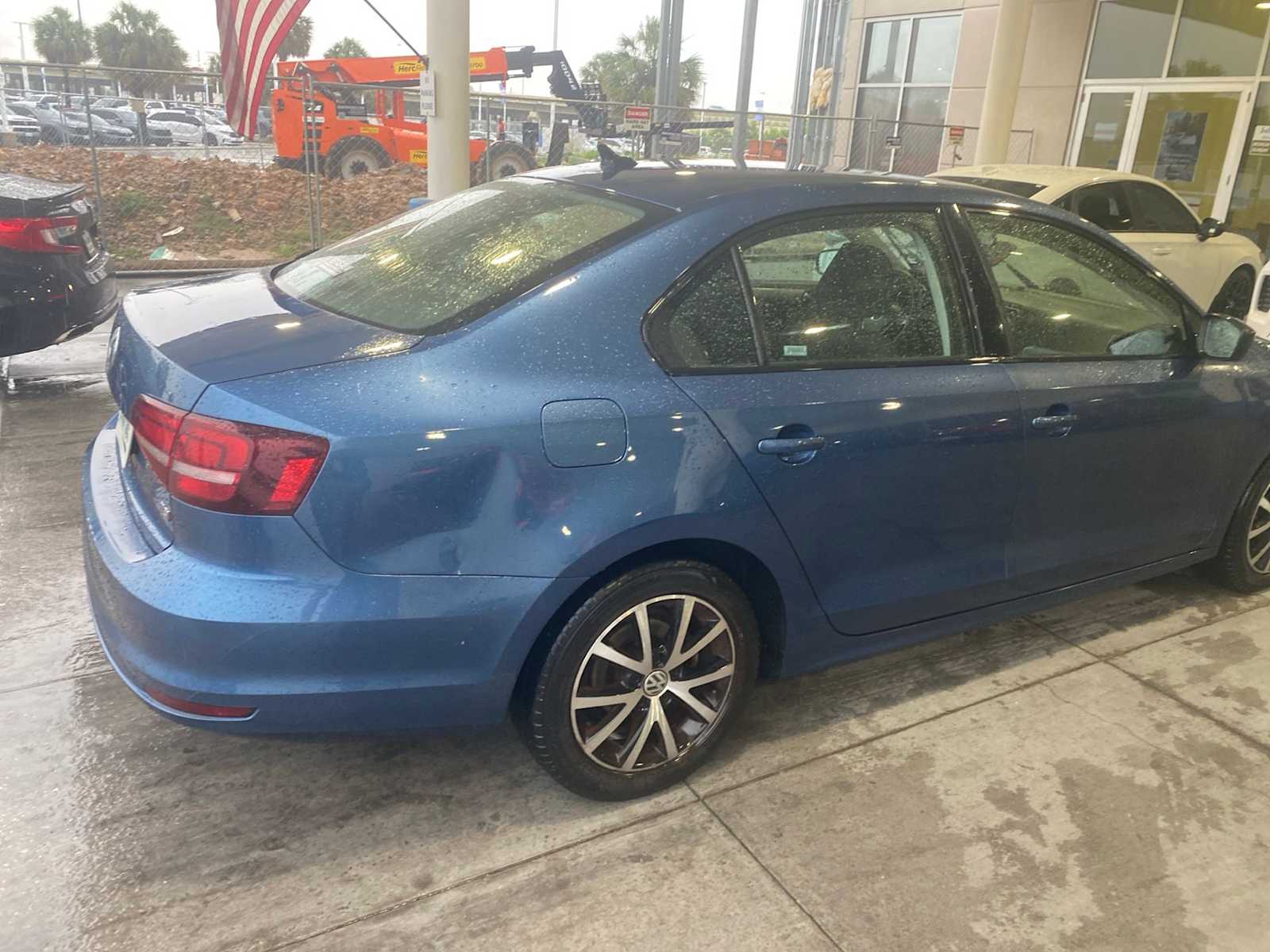 Thumbnail: 2016 Volkswagen Jetta - 3