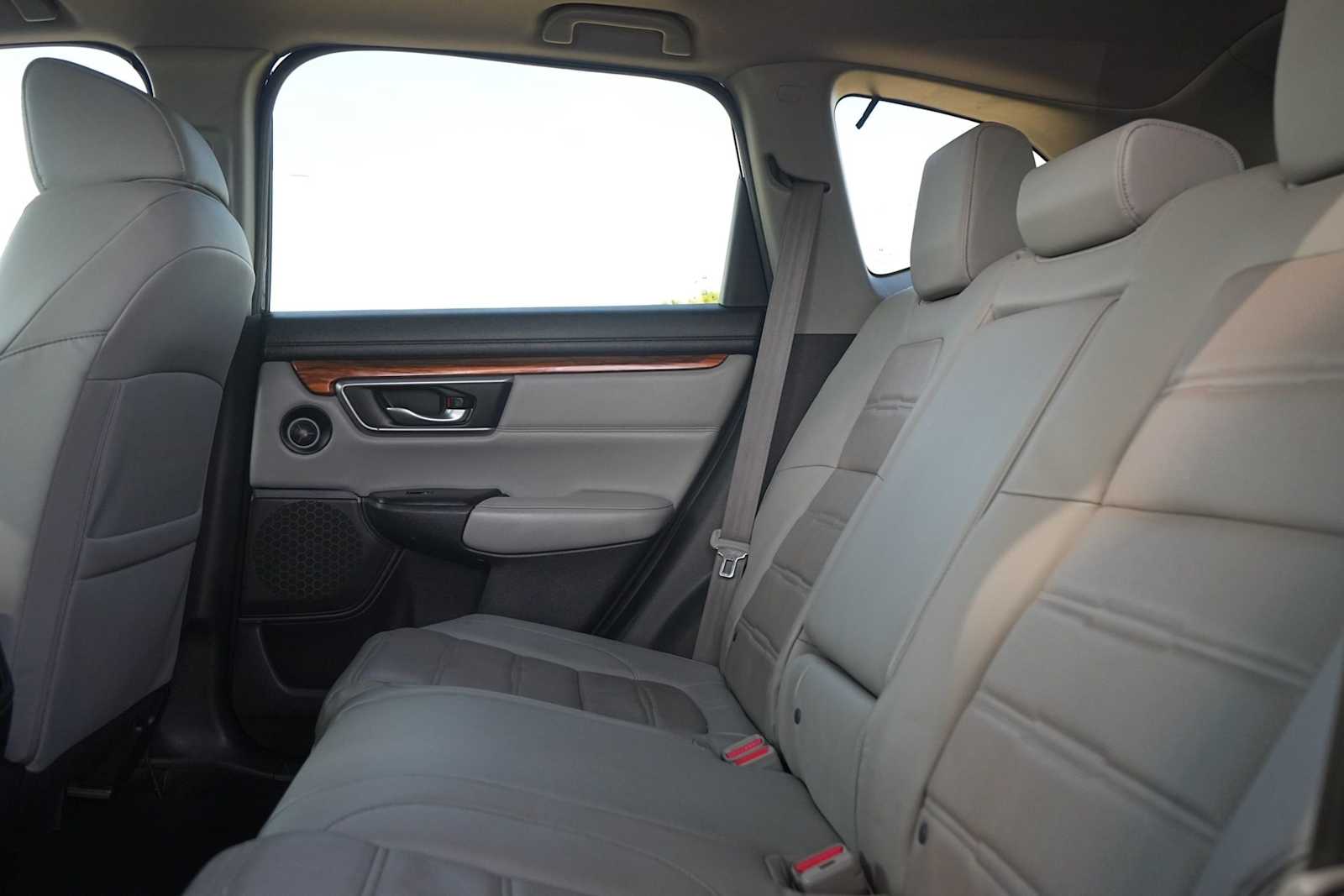 Thumbnail: 2017 Honda CR-V - 14