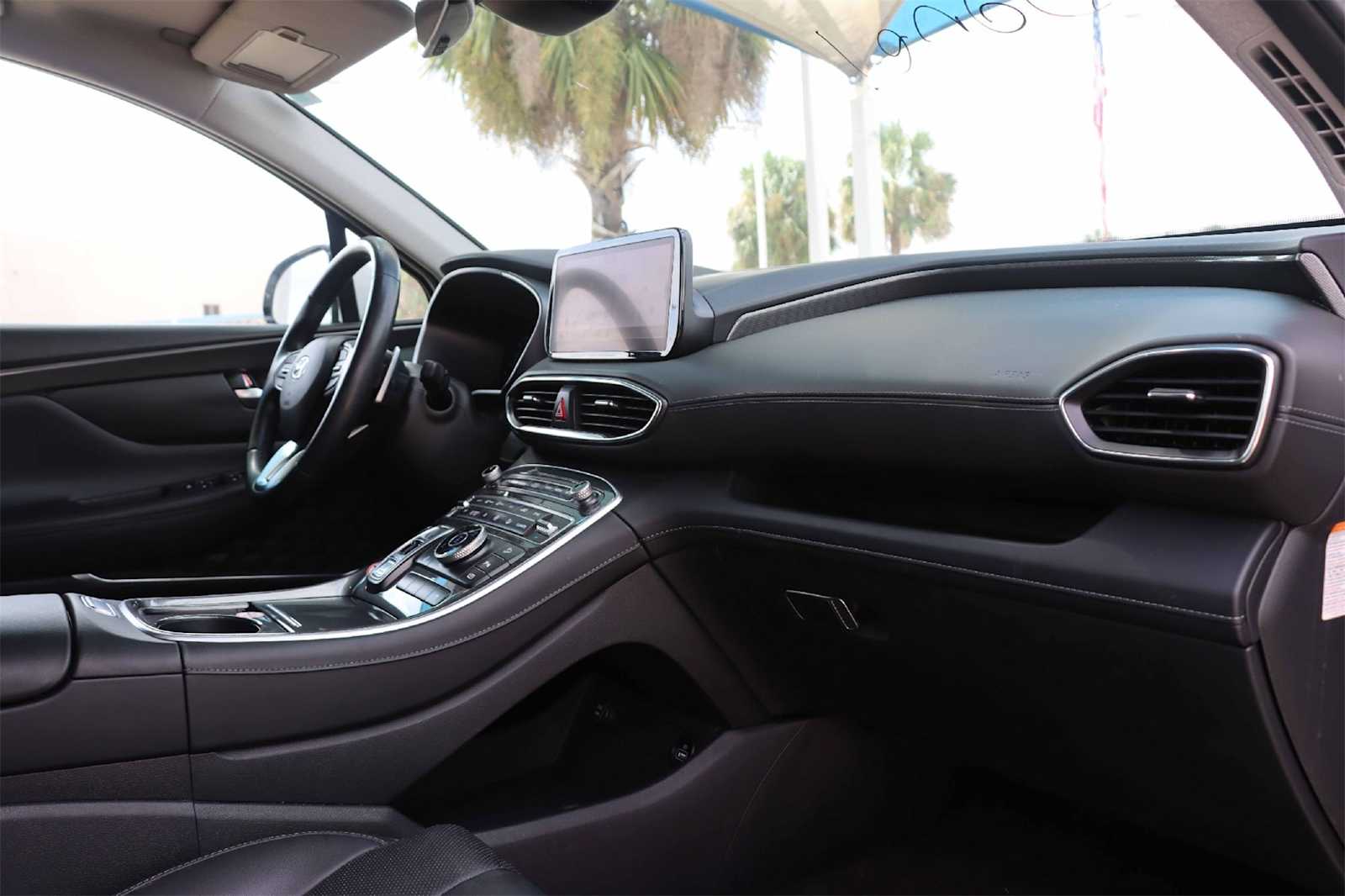 Thumbnail: 2023 Hyundai Santa Fe - 12