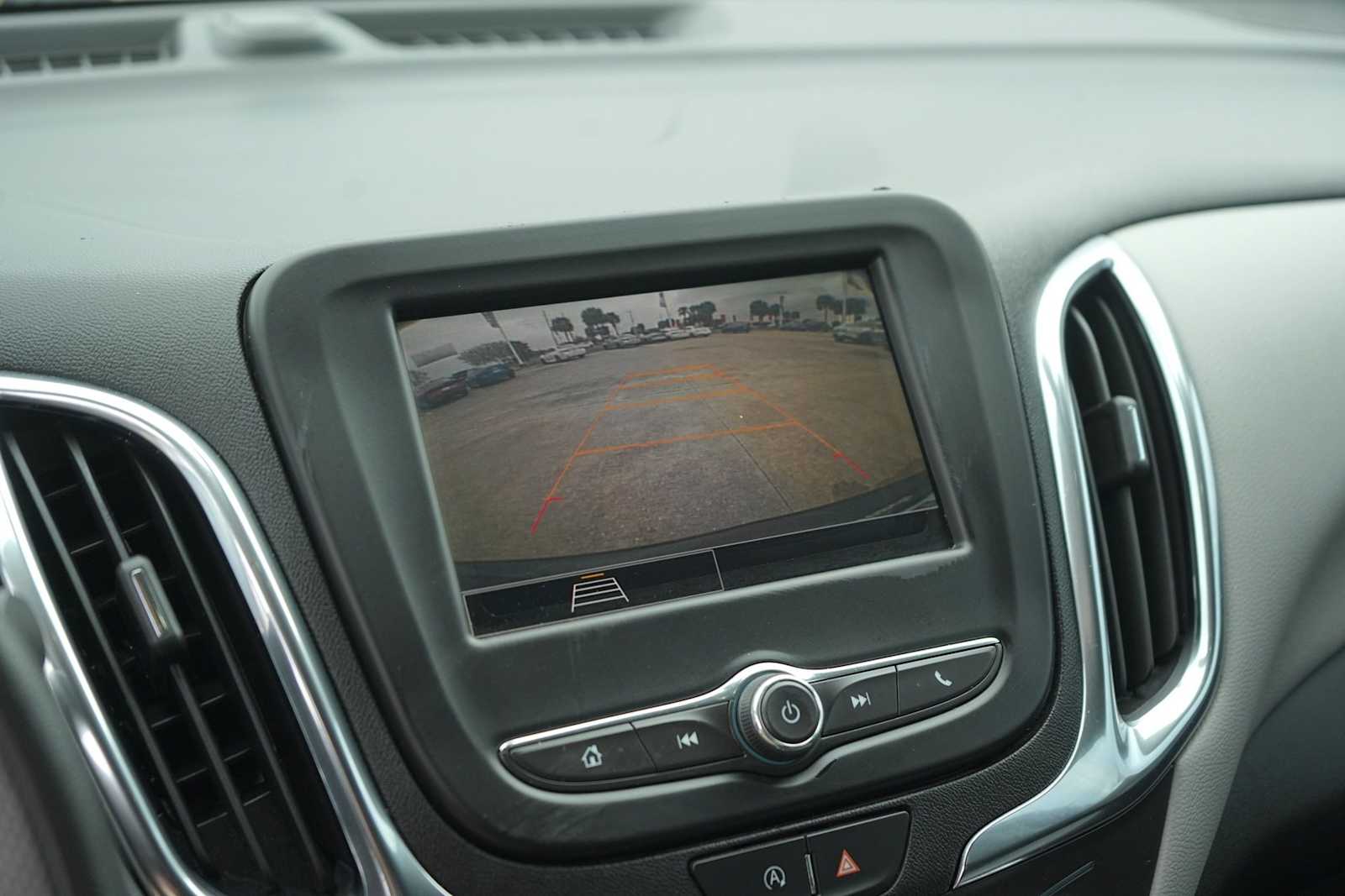 Thumbnail: 2023 Chevrolet Equinox - 23