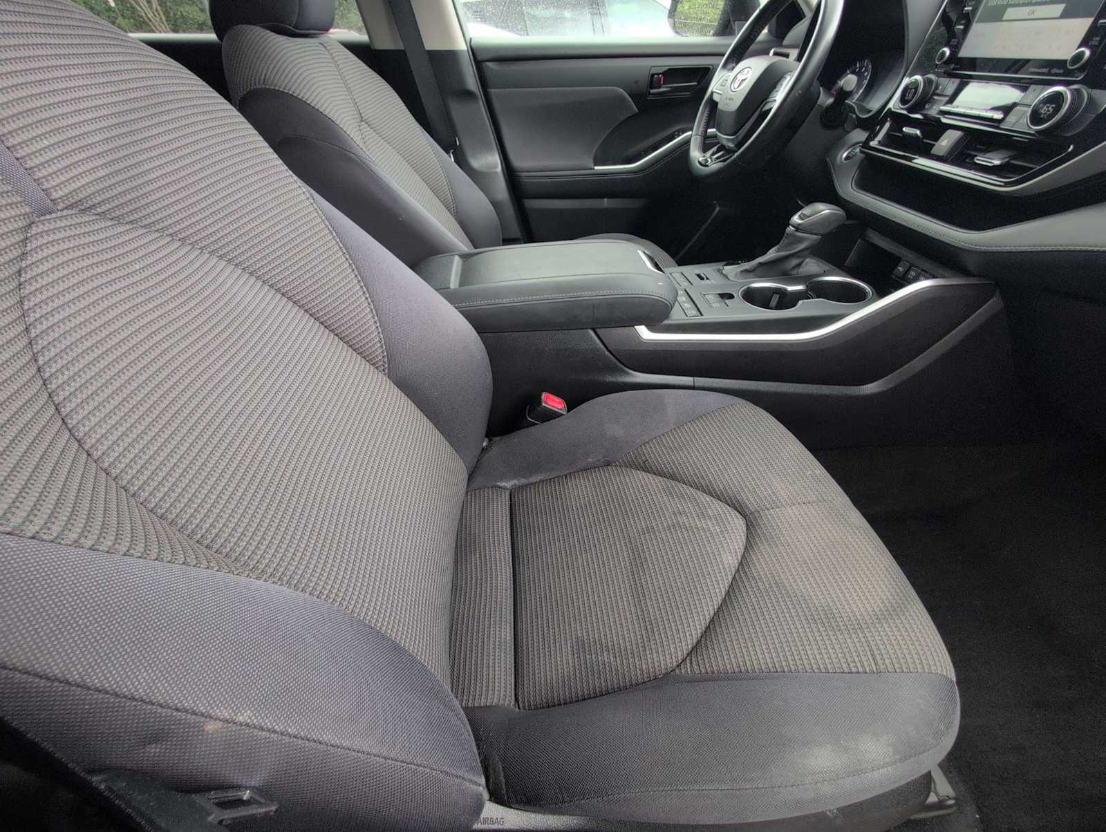 Thumbnail: 2021 Toyota Highlander - 22