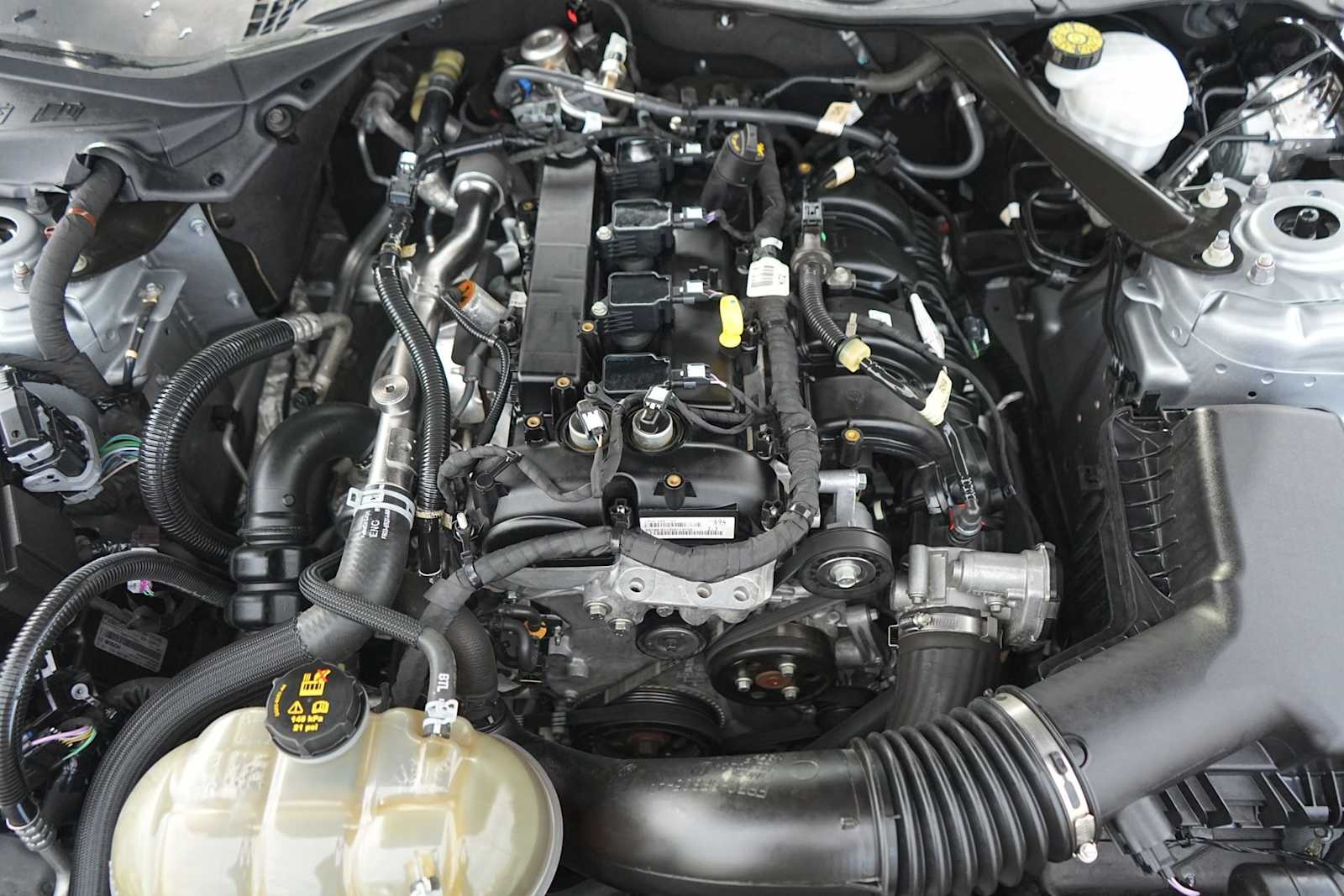 Thumbnail: 2022 Ford Mustang - 9