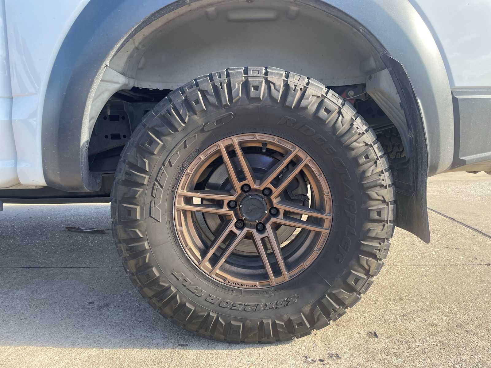 Thumbnail: 2019 Ford F-150 - 5