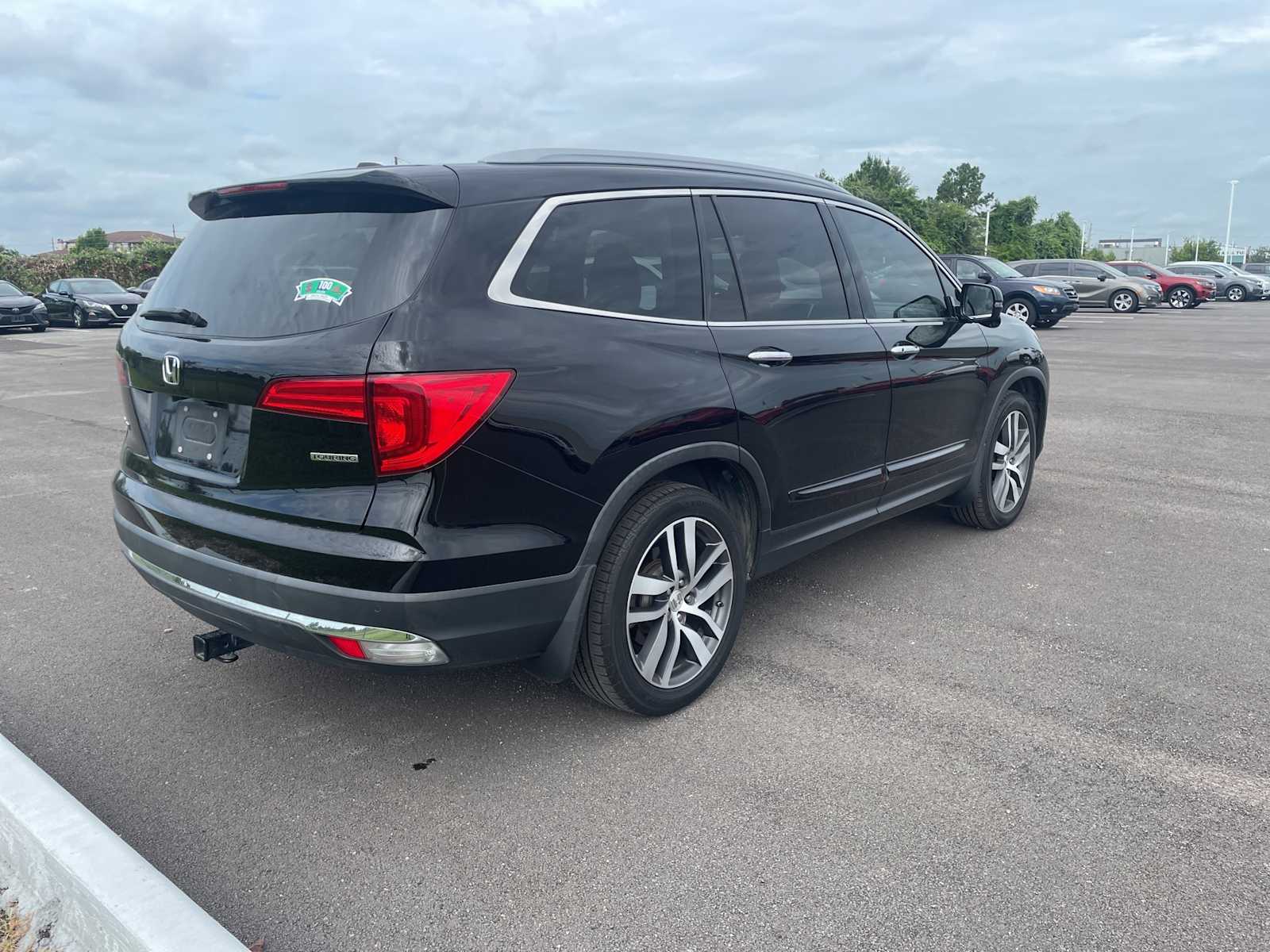 Thumbnail: 2018 Honda Pilot - 4