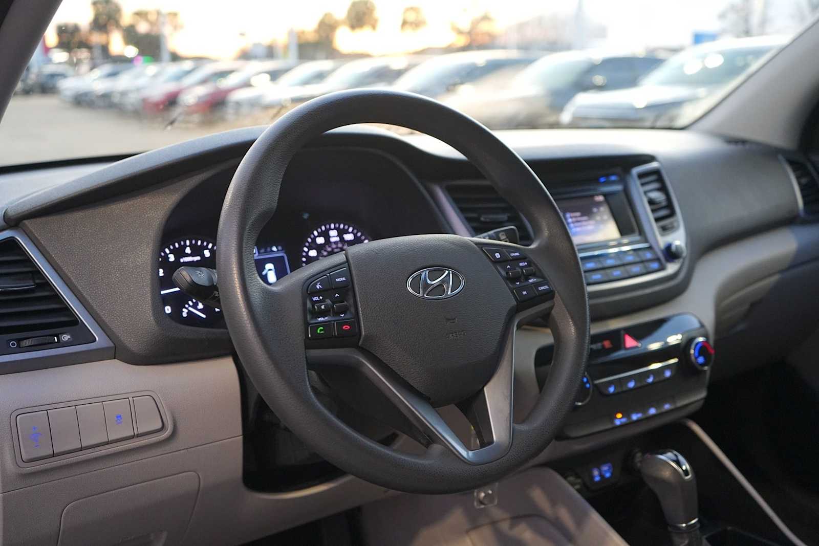 Thumbnail: 2016 Hyundai Tucson - 2