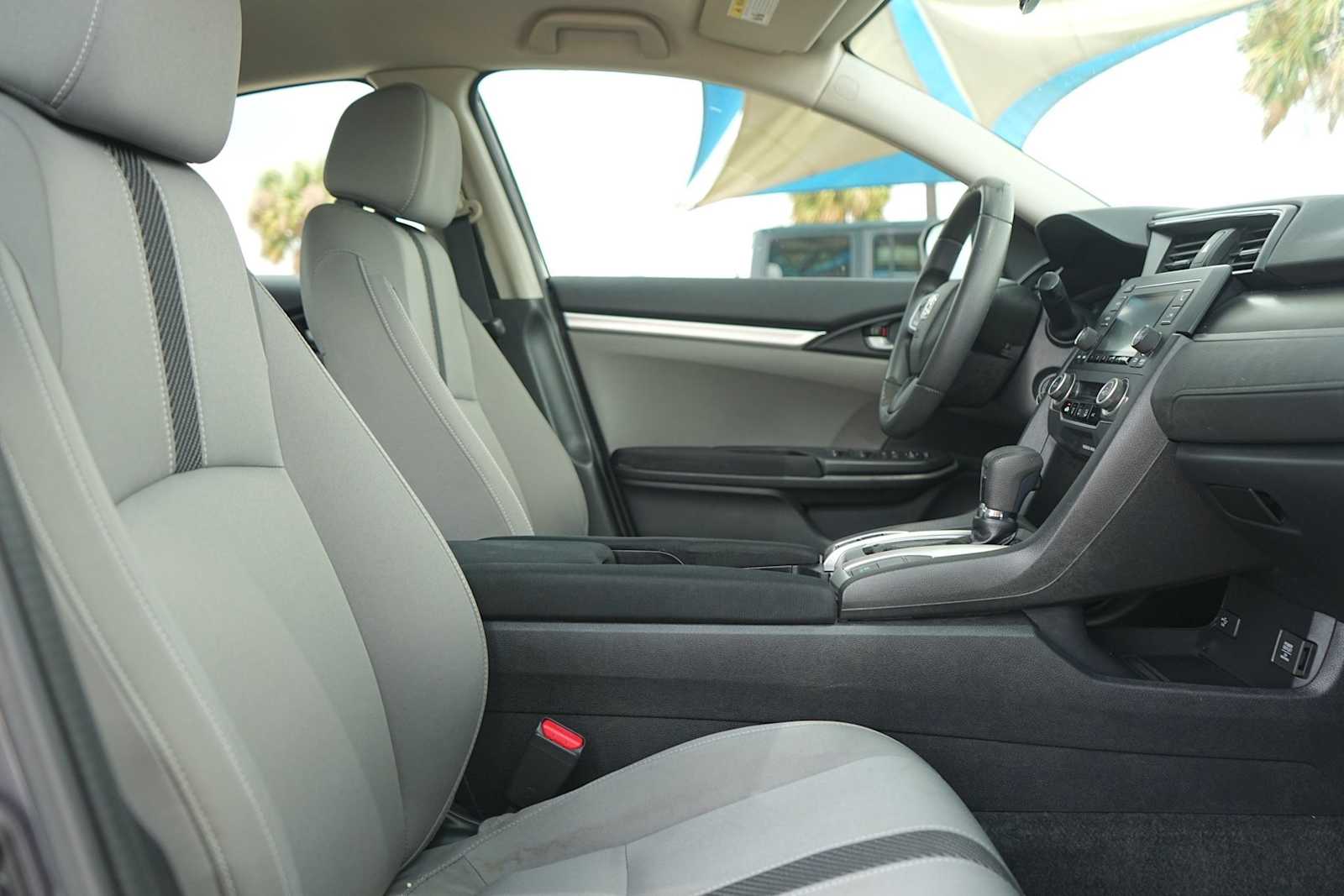 Thumbnail: 2016 Honda Civic - 15