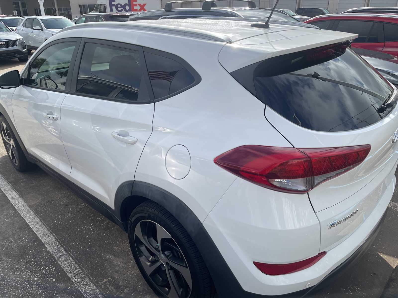 Thumbnail: 2016 Hyundai Tucson - 2