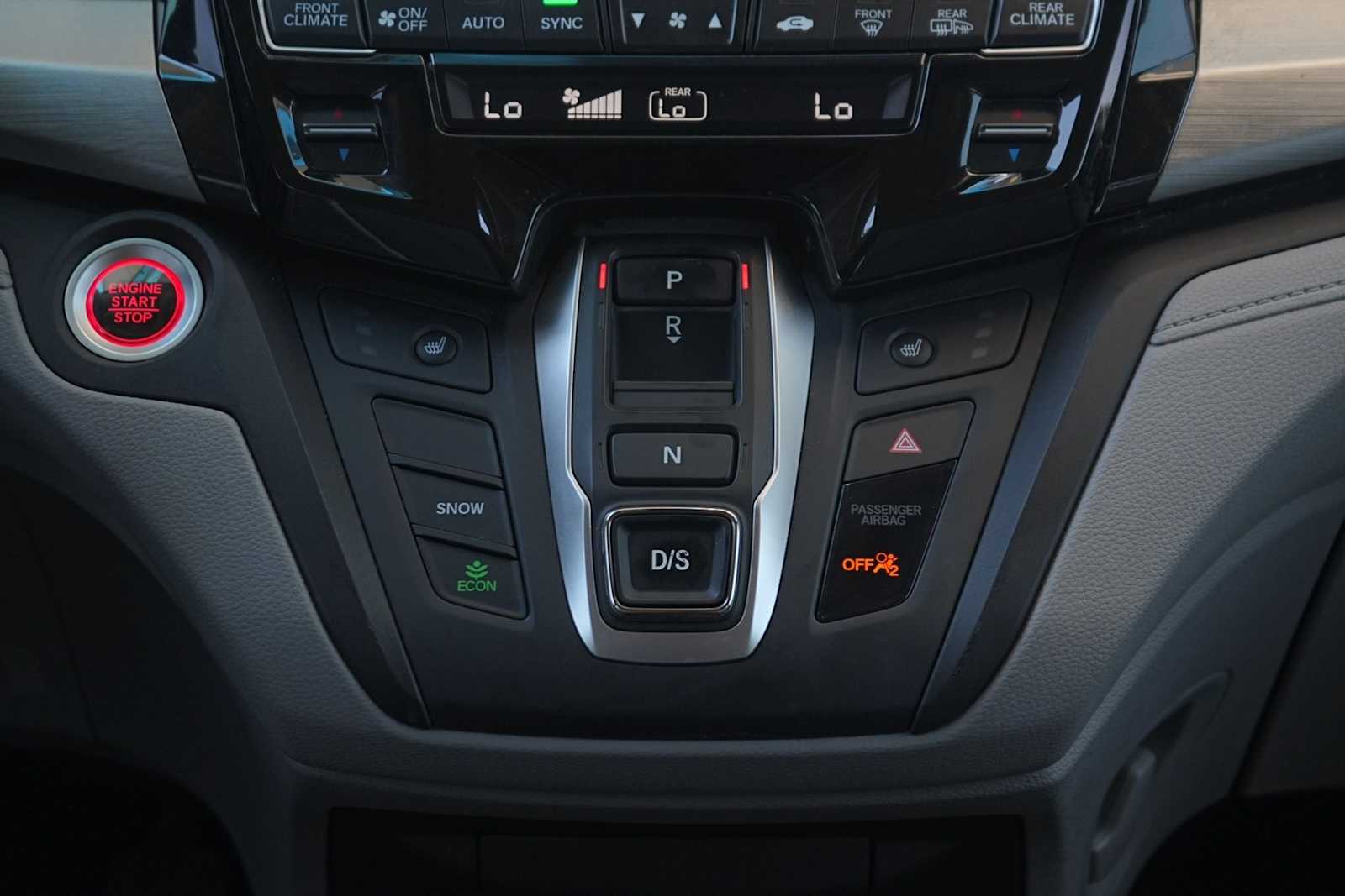 Thumbnail: 2018 Honda Odyssey - 20