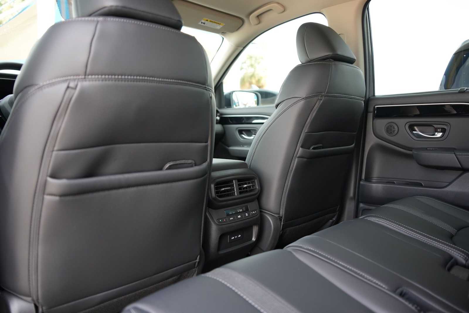 Thumbnail: 2025 Honda Pilot - 12