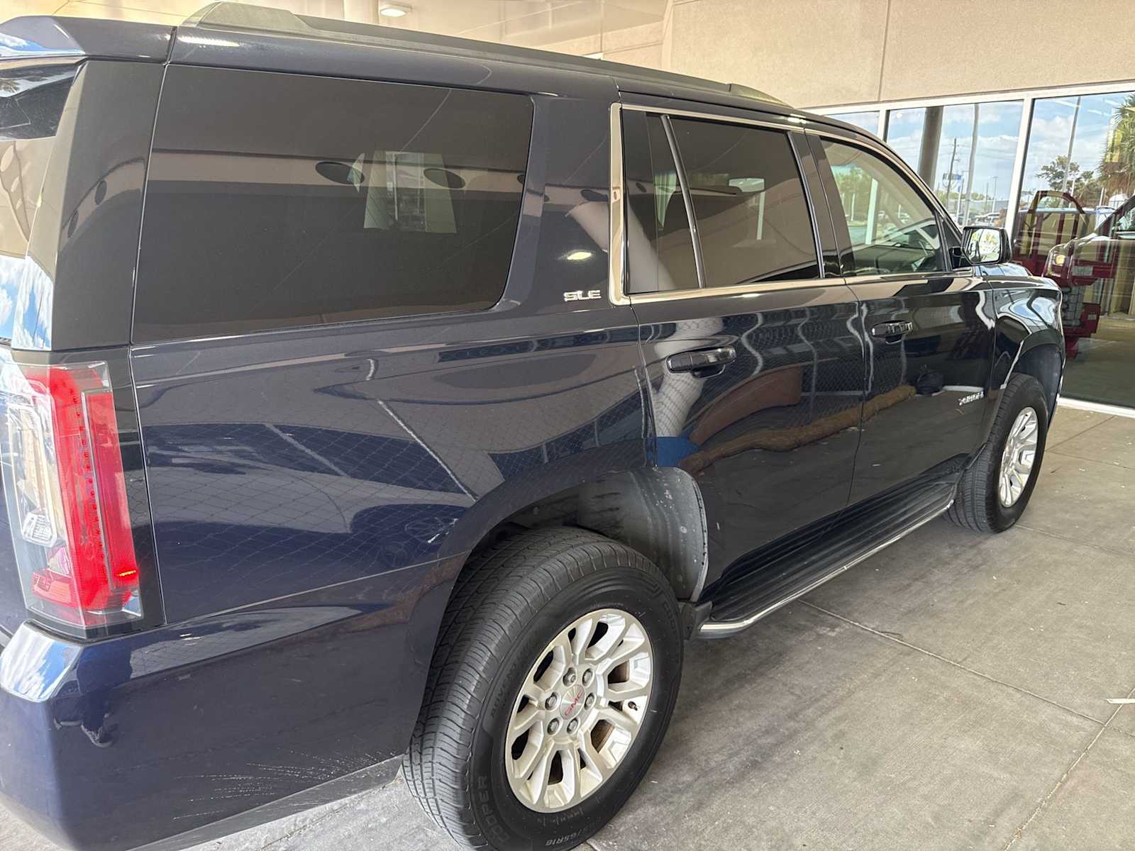 2018 GMC Yukon SLE -
                  Houston, TX