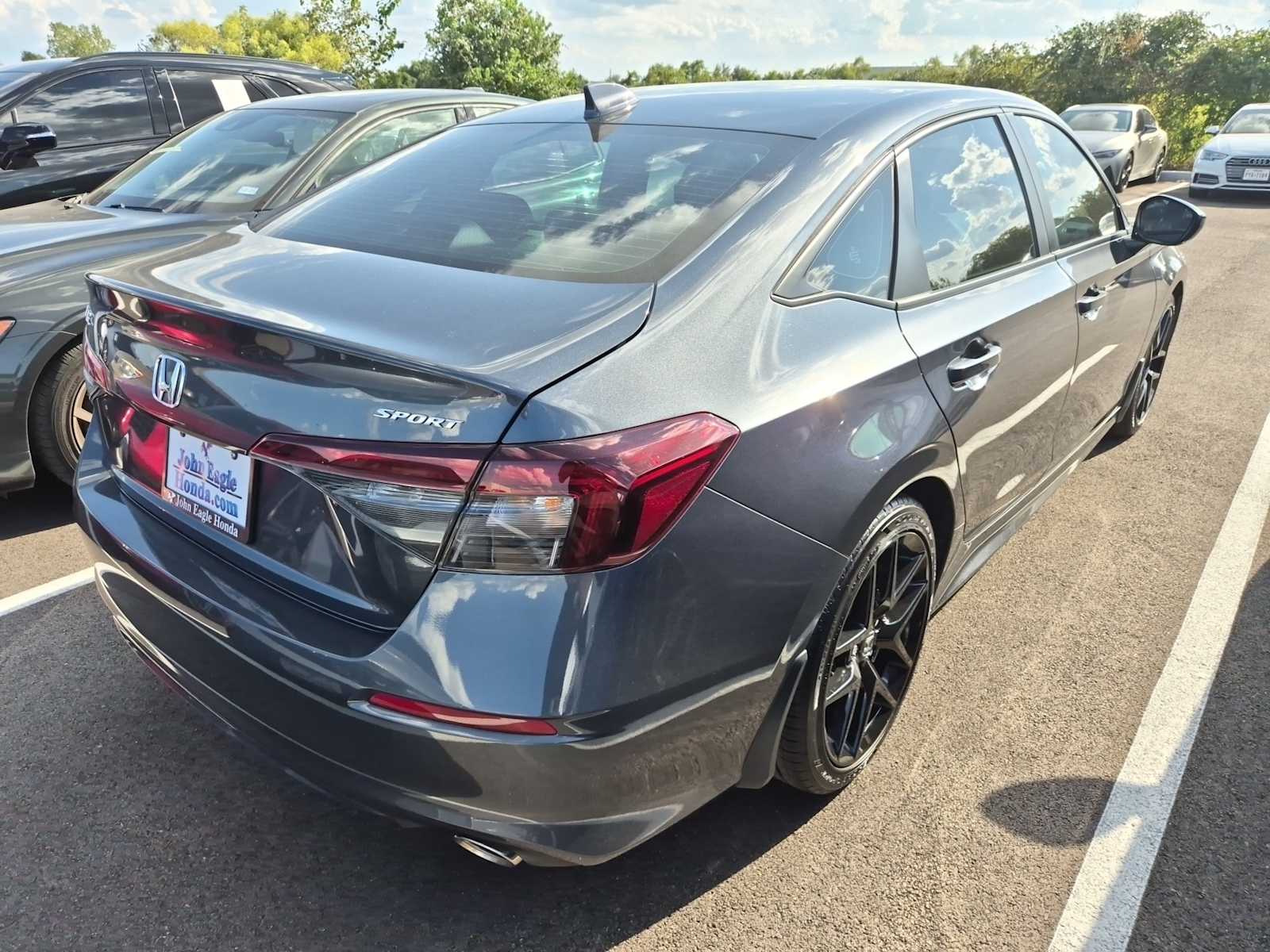2025 Honda Civic Sport photo 3