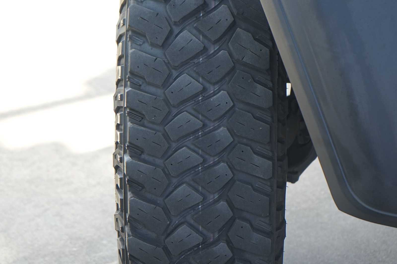 Thumbnail: 2021 Jeep Wrangler - 29
