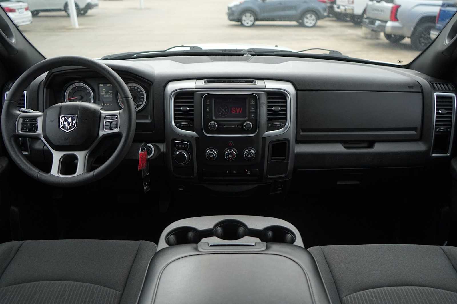 Thumbnail: 2024 RAM 1500 Classic - 10