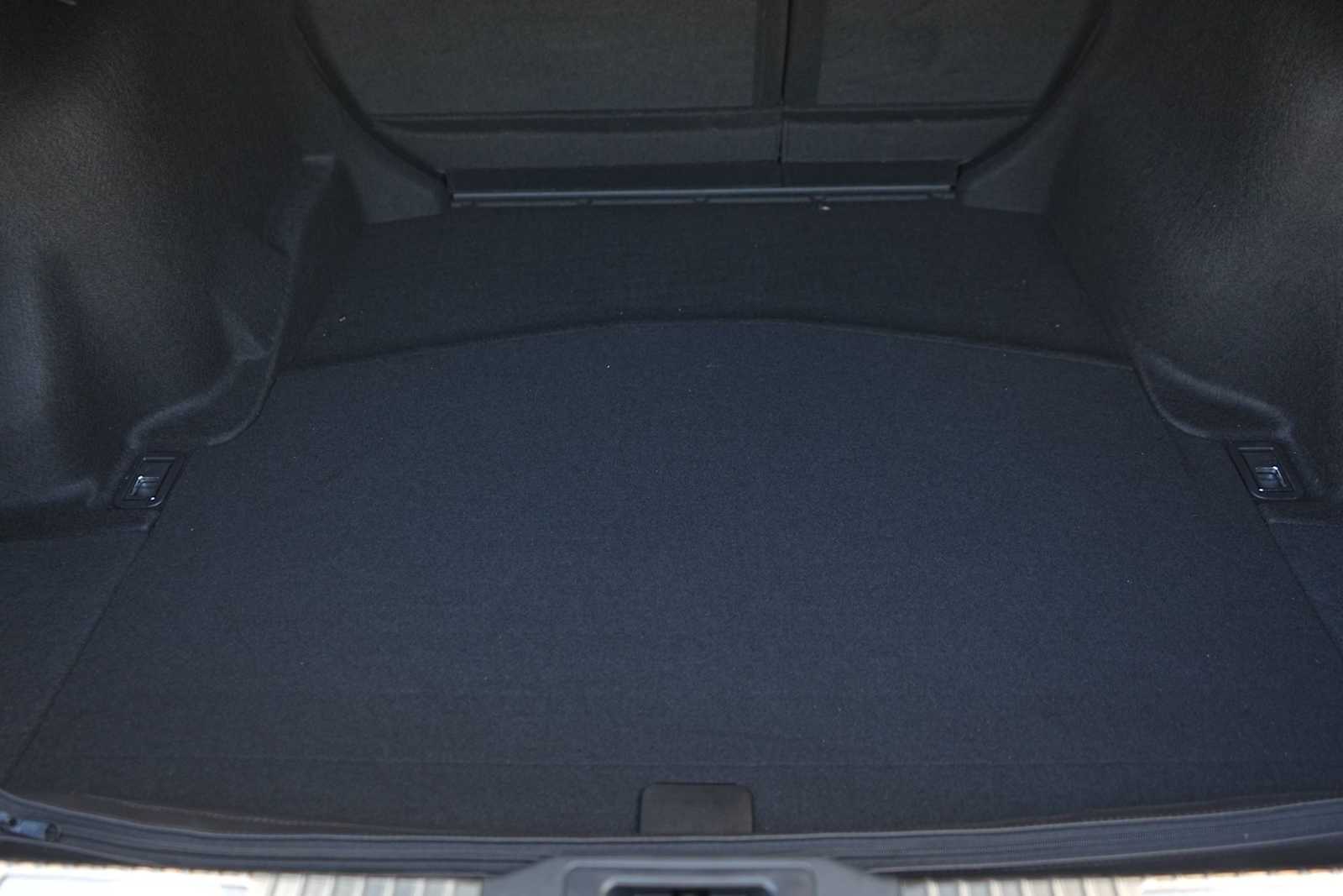 Thumbnail: 2024 Lexus IS - 27