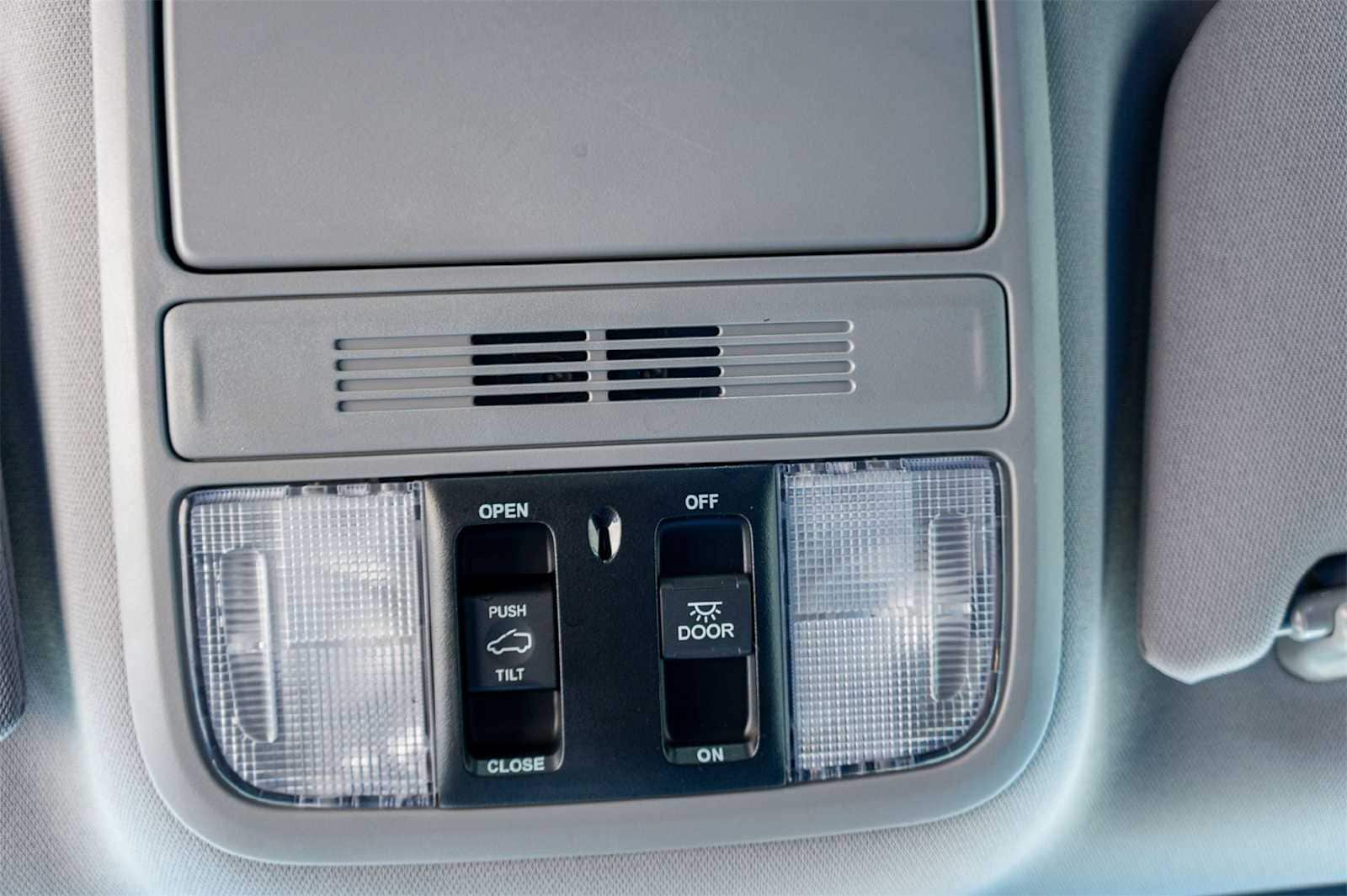 Thumbnail: 2024 Honda Odyssey - 27