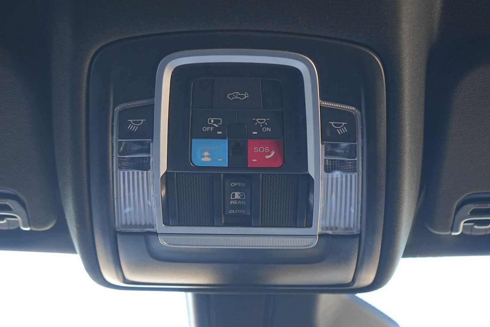 Thumbnail: 2025 RAM 1500 - 25