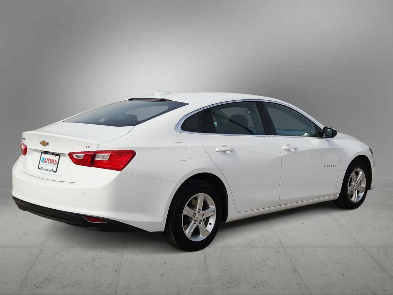 Thumbnail: 2024 Chevrolet Malibu - 8